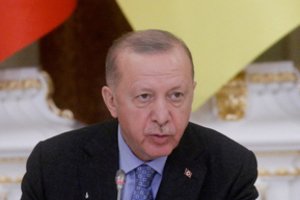 Turkija tikisi, kad artimiausiomis dienomis pavyks surengti V. Zelenskio ir V. Putino susitikimą