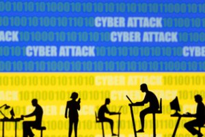 „Microsoft“: Rusija koordinuoja kibernetines atakas su kariniais smūgiais Ukrainoje