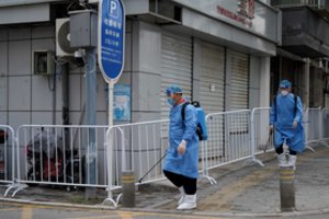 Kinijos Guangdžou didmiestyje po COVID-19 atvejo vykdomas masinis testavimas