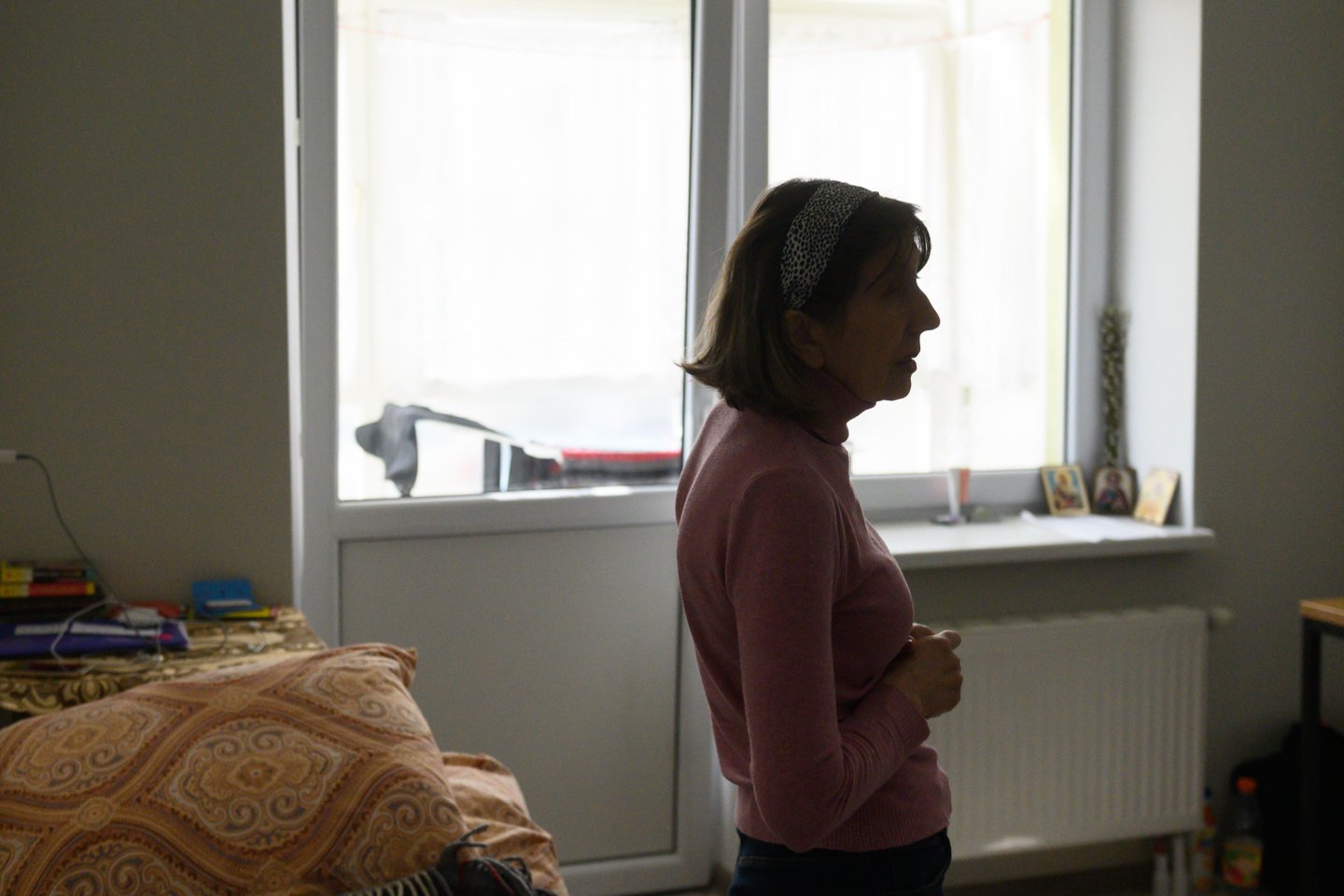 Pabėgėliai iš Avdijevkos įsikūrė žmonėms su negalia pritaikytame name, Vilniaus savivaldybė šeimai užleido vieno kambario butą pirmame daugiabučio aukšte.<br>V.Skaraičio nuotr.
