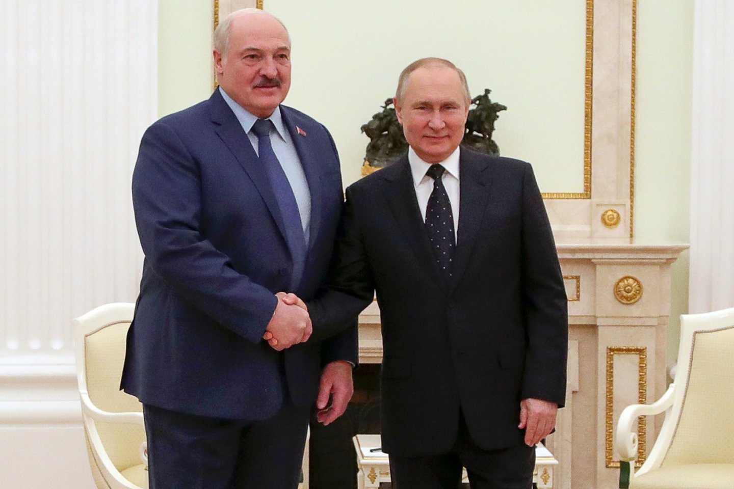 Vladimiras Putinas, Aliaksandras Lukašenka.<br>AP/Scanpix nuotr.
