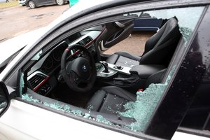 Automobilių detalių vagysčių mažėja, tačiau žala – auga: kokie populiariausi nusikaltėlių dėmesio objektai