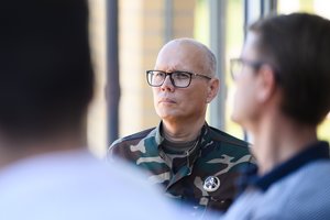 VSAT vadas pasisakė apie galimus psichologo seksualiniusi nusikaltimus migrantų centre