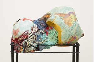 Labdaros aukcione „Vartų“ galerijoje – garsenybių darbai