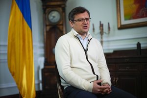 Interviu Kinijos žiniasklaidai Ukrainos užsienio reikalų ministras prašo Pekino būti saugumo garantu
