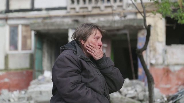Iš „Azovstal“ gamyklos ištrūkę civiliai nežino, kaip gyventi toliau: liko be pastogės