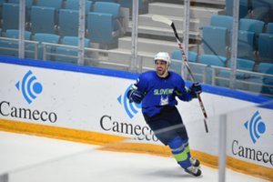 Ledo ritulio rinktinės startas pasaulio čempionate Slovėnijoje: laukia namuose žaidžiantys favoritai