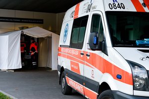 Per parą – 210 naujų užsikrėtimų koronavirusu, mirė 1 žmogus