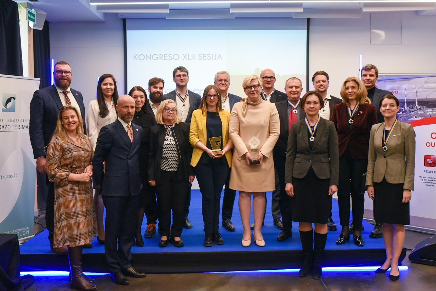 Gegužės 4 d. Vilnius Tech Park vyko LVK Kongresas. Renginyje įteikti tradiciniai apdovanojimai išskirtiniais nuopelnais verslo bendruomenei ir Lietuvai pasižymėjusiems visuomenininkams, verslininkams ir valstybės pareigūnams.<br>Pranešimo autorių nuotr.