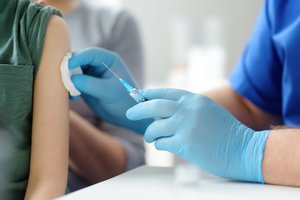 EVA nagrinėja „Moderna“ prašymą leisti skiepyti nuo COVID-19 vaikus iki penkerių metų