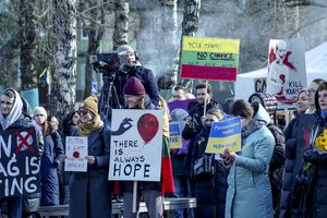 Eurobarometras: lietuviai – skeptiškiausi vertinant ES vieningą atsaką į karą Ukrainoje