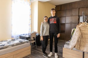 Vilniaus krepšininkai pasirūpino jaunaisiais sportininkais iš Ukrainos: patys įrengė jiems keturis kambarius