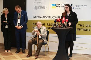 Klausimai dėl realios galimybės nubausti V. Putiną ir jo pakalikus kelia aistras: Tarptautiniam tribunolui – ir kritika