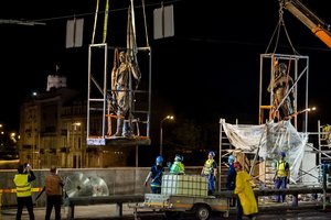 Sovietmečio simbolius iš Antakalnio kapinių pašalinti planuojantis Vilnius lankytojams primins apie agresoriaus veiksmus