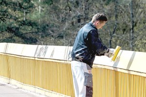 Kovotojams su terliotojais svyra rankos: kasmet Vilniuje grafičiams valyti skiriama įspūdinga suma