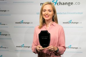 Telefonu kalbėjusi ir automobilį vairavusi Živilė Kropaitė-Basiulė graudinosi: pareigūnams dėkojo už darbą