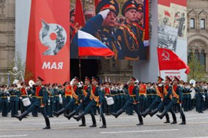 Nei paskelbtos pergalės, nei mobilizacijos: įvertino, kokią žinutę V. Putino kalboje išgirdo rusai