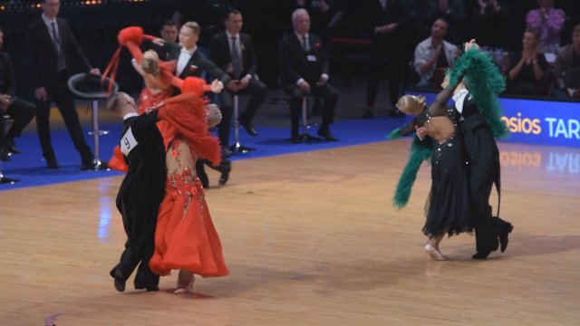 Kaune 56-ą kartą surengtos sportinių šokių varžybos „Gintarinė pora“
