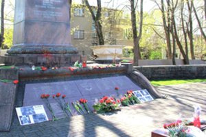 Dėl sovietų karius šlovinančio Palangos obelisko – politikų kautynės: susipliekė dešinieji 