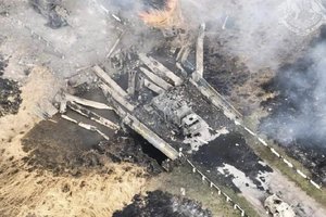 Rusijoje su nerimu kalbama apie tai, ką paskubomis daro okupantų kariuomenė: Charkove – kapituliacijos ženklai