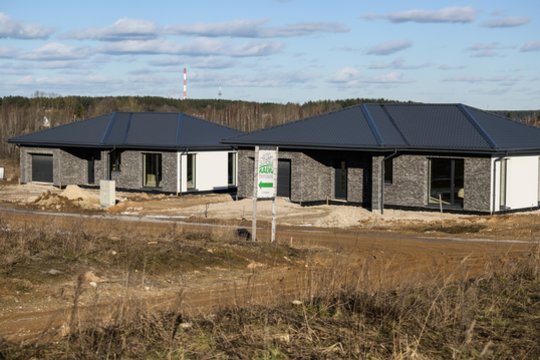 Besistatantiems namus – staigmena iš ministerijos: kurpia dar vieną prievolę, sako, viskas dėl vieno tikslo