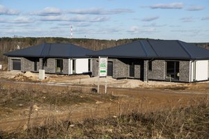 Besistatantiems namus – staigmena iš ministerijos: kurpia dar vieną prievolę, sako, viskas dėl vieno tikslo