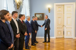 Prezidento patarėjas siūlo valdžiai ir verslui susitarti dėl žaliavų kainų indeksavimo