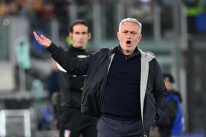 J. Mourinho prakalbo apie nemalonią patirtį Anglijoje: „Taip, tai buvo skausminga“