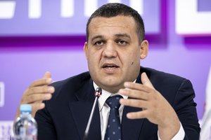 Tarptautinė bokso asociacija merkiasi prieš karą Ukrainoje – V. Putino draugas lieka favoritu prezidento rinkimuose