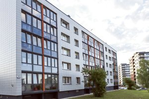 Daugiabučių renovacija Lietuvoje: tikimasi didesnio statybos įmonių sektoriaus įsitraukimo
