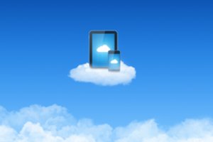 Institucijos duomenų kopijas galės laikyti ir kitose valstybėse, ir „debesyse“