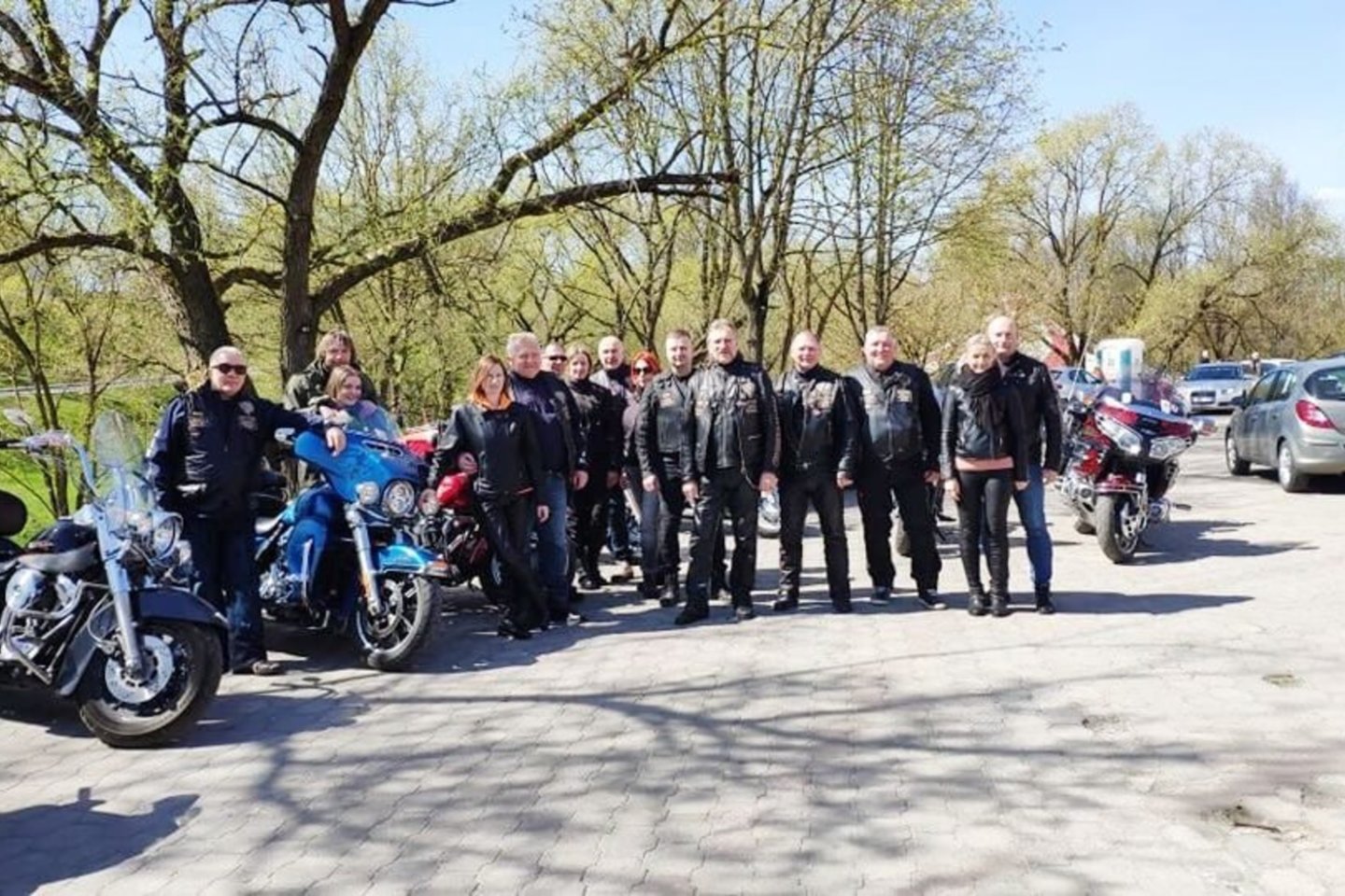 Kėdainių baikeriai atidarė motociklininkų sezoną, nors ir kiek kitaip, nei įprastai.<br>„Born Again MCC“ nuotr.