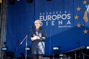 I. Šimonytė su Kosovo vadove aptarė karą Ukrainoje, paramą pabėgėliams