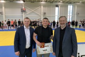 Pirmajam Europos graplingo čempionui M. Rudnickui – juodas diržas