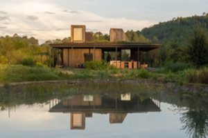 Šeimai su dviem vaikais – architektūros šedevras, kuris priverčia kitaip pažvelgti į vandens taupymą