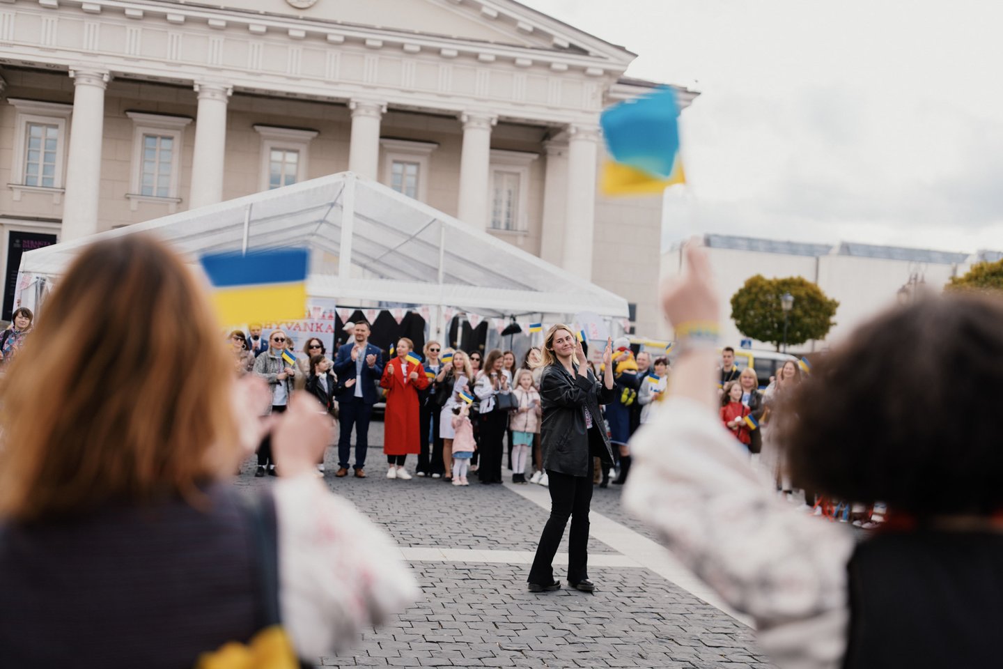 Vilniuje penktadienį prasidedantis festivalis „Vilniushyvanka“ pakvies į daugiau nei 130 įvairių renginių ir veiklų, skirtų pristatyti šiuo metu karą išgyvenančios Ukrainos kultūrai ir tradicijoms, patiems karo pabėgėliams.<br>Justino Auškelio, Katažynos Polubinskos nuotr.