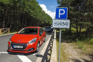 Nuo sekmadienio atvykusieji į Palangą automobiliu jau turės pinigines praverti plačiau