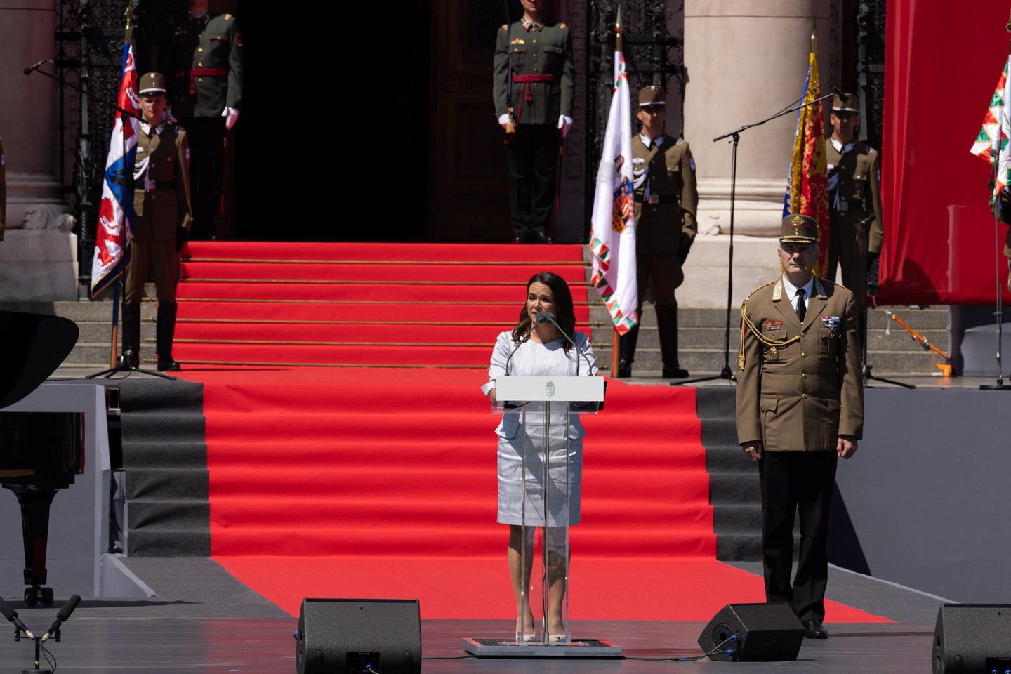 Naujoji Vengrijos prezidentė Katalin Novak šeštadienį per inauguraciją išdėstė šalies poziciją dėl Rusijos sukelto karo prieš Ukrainą.<br>SIPA Press/Scanpix nuotr.