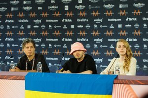 „Eurovizijoje“ pergalę išplėšę „Kalush Orchestra“: „Tikimės, kad kitais metais konkursą galėsime surengti Ukrainoje“