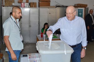 Libane prasideda pirmieji po virtinės krizių parlamento rinkimai