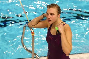 Rūta Meilutytė ties didžiuoju sugrįžimu: turi kvietimą į rinktinę pasaulio čempionatui ir nesako „ne“