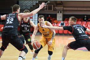 20 taškų persvarą iššvaistę „Šiauliai“ vis dėlto smogė „Rytui“ ir išlygino LKL serijos rezultatą
