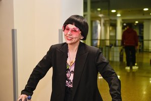 Į Lietuvą grįžo puikiai nusiteikusi Monika Liu: prabilo apie Ukrainos žiuri skirtą 0 balų ir grupę „Kalush Orchestra“