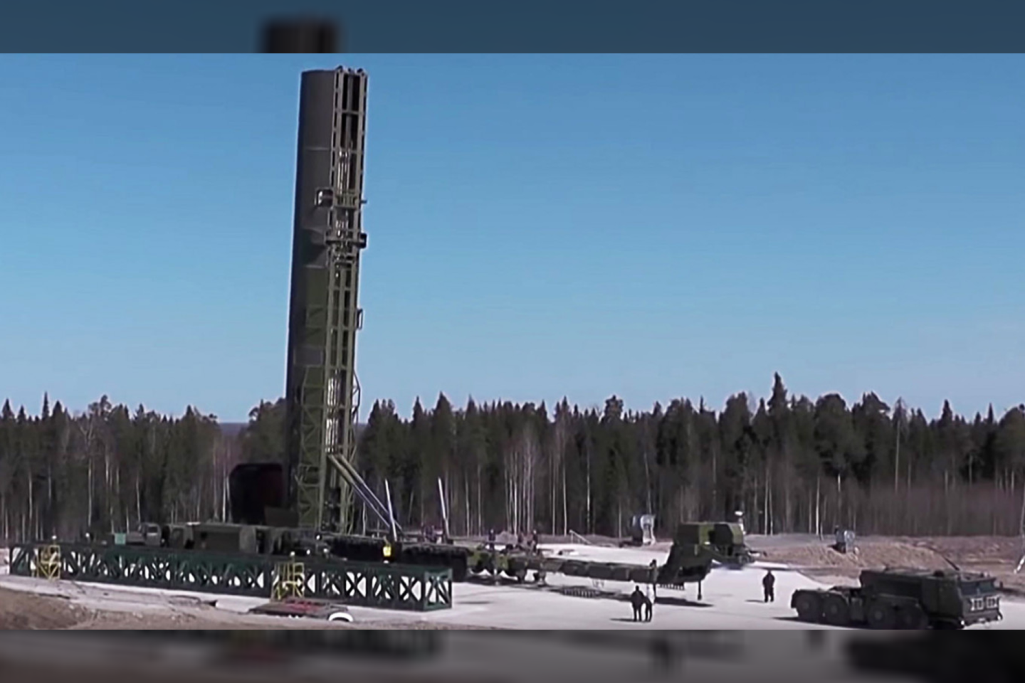RS-28 „Sarmat“ tarpžemyninė balistinė raketa. <br> Russian Defence Ministry nuotr.