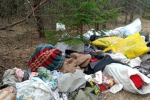 Nustatytas regioniniame parke tekstilės atliekomis atsikratęs teršėjas: gresia 2400 eurų siekianti bauda