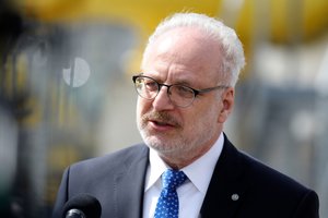 Latvijos vadovas: Saeima greitai ratifikuos Suomijos ir Švedijos stojimo į NATO protokolus