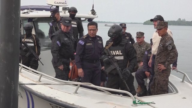 Stambus Salvadoro policininkų laimikis: konfiskavo daugiau nei 800 kilogramų kokaino siuntą