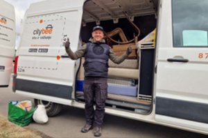 Vilnietis atidavė ukrainiečiams vaikišką lovelę – nemanė, kad toliau viskas taip pakryps