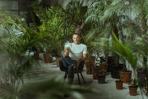 Iš gėlių stebuklus kuriantis M. Petruškevičius prisipažino, kodėl savo namuose jų neturi