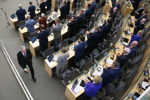 Įrodinėjimo naštą dėl seksualinio priekabiavimo Seimas perkėlė ant kaltininko pečių